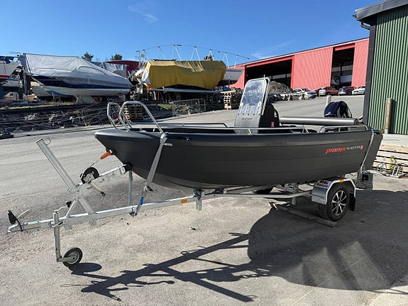 Pioner P14 Active + Tohatsu MFS30 4-T -23