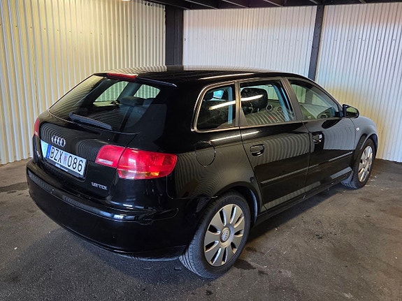 Audi A3 8 of 15