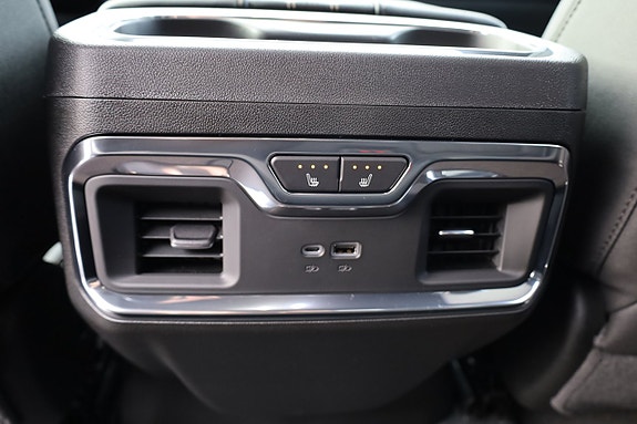 Chevrolet Silverado 1500 23 of 24