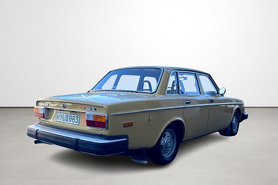 Volvo 244 5 of 16