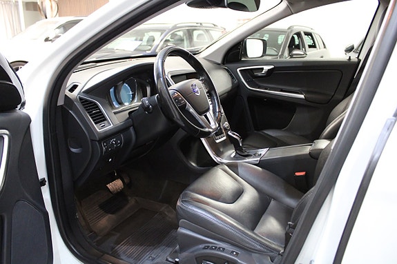 Volvo XC60 5 of 5