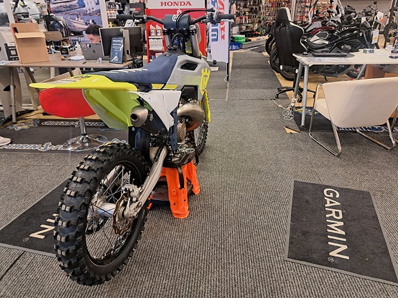 Husqvarna TC250 2 of 4