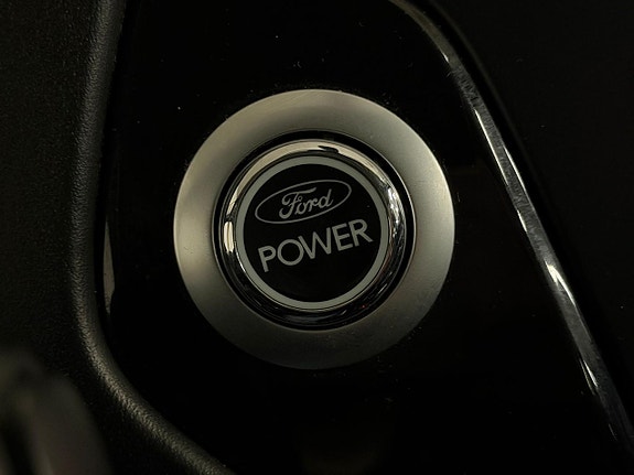 Ford Mondeo 18 of 25