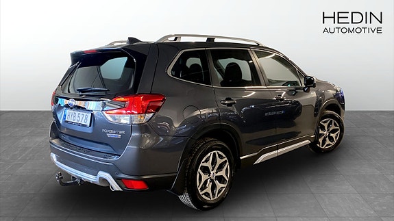 Subaru Forester 2 of 5