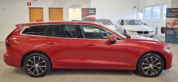 Volvo V60 6 of 29
