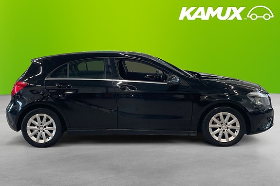 Mercedes-Benz A180 2 of 5