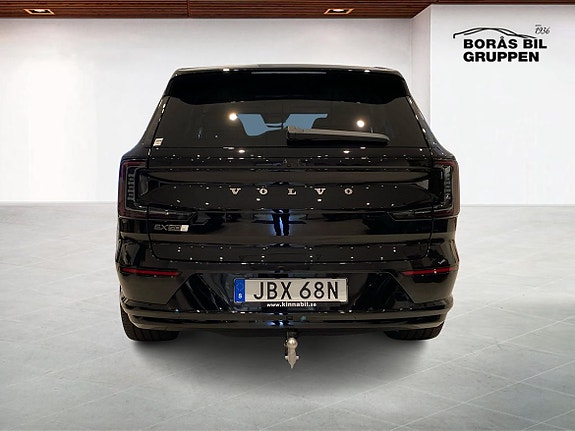 Volvo EX90 7 of 15