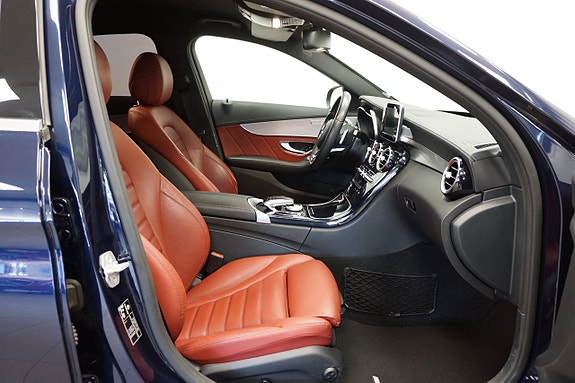 Mercedes-Benz C220 d 10 of 16