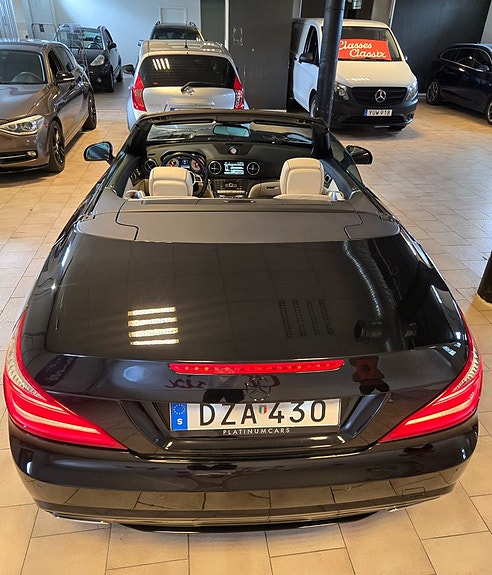 Mercedes-Benz SL500 10 of 11