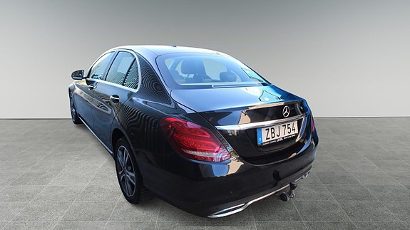 Mercedes-Benz C220 d 4 of 13