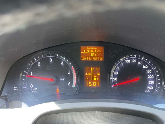Toyota Avensis 21 of 22