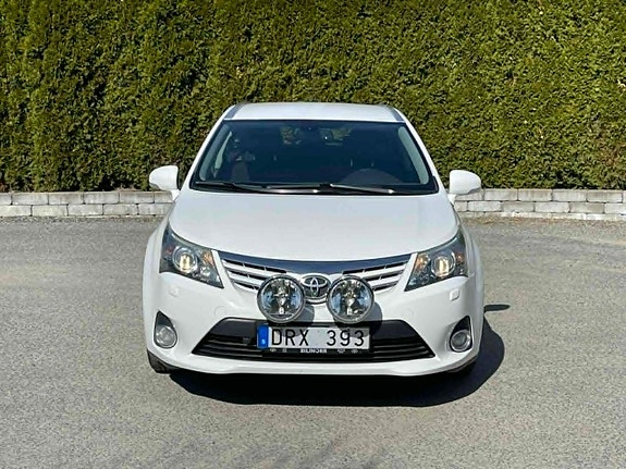 Toyota Avensis 6 of 22