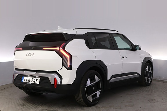 Kia EV3 5 of 5