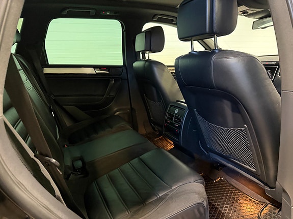 Volkswagen Touareg 10 of 21