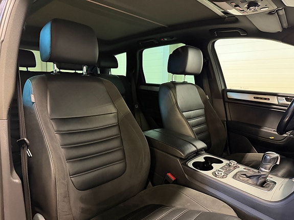 Volkswagen Touareg 12 of 21