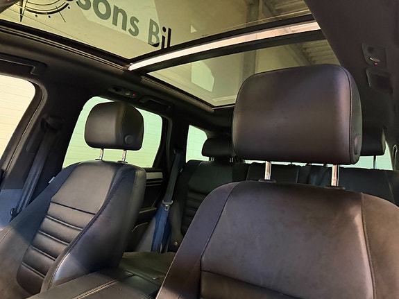 Volkswagen Touareg 15 of 21