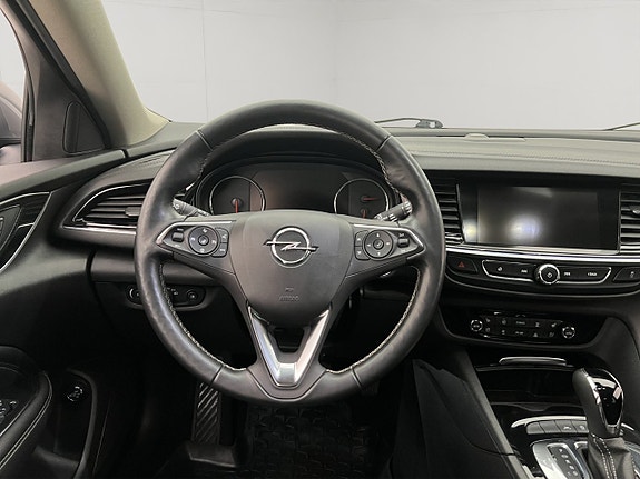 Opel Insignia 11 of 29