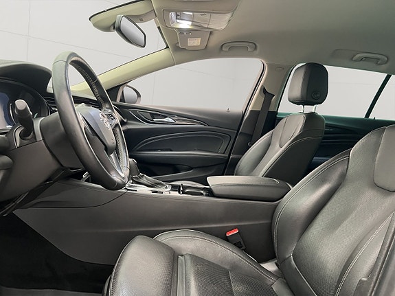 Opel Insignia 12 of 29