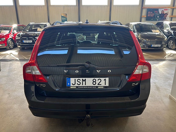 Volvo V70 5 of 19