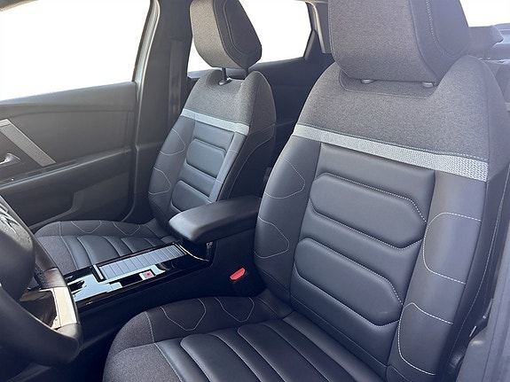 Citroen C4 X 5 of 5