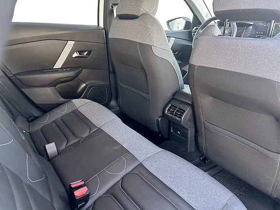 Citroen C4 X 14 of 17
