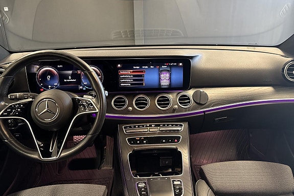 Mercedes-Benz E300 de 10 of 23