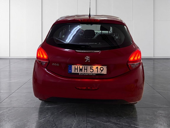 Peugeot 208 5 of 5