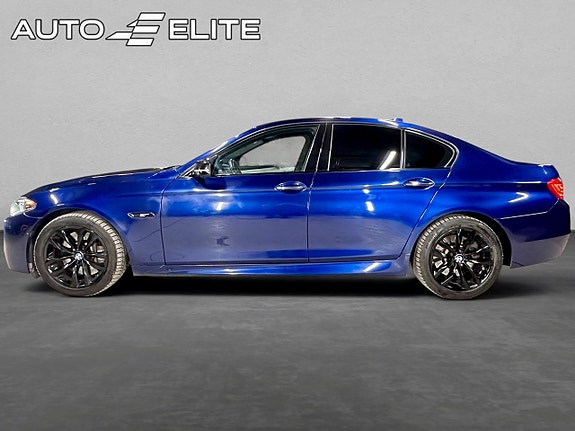 BMW 550i 2 of 5