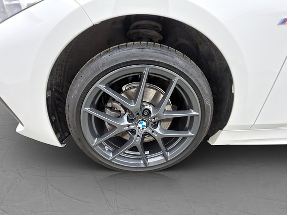 BMW 118i 28 of 30