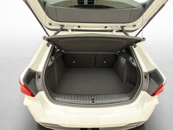 BMW 118i 27 of 30