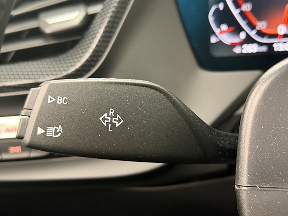 BMW 118i 14 of 30