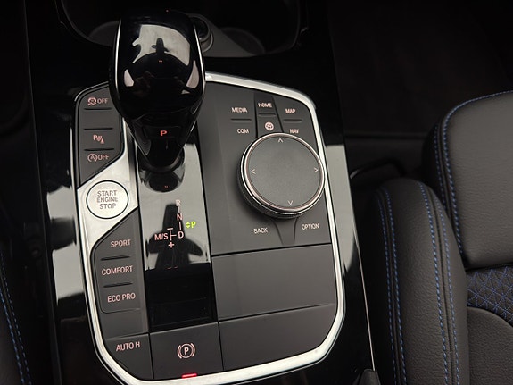 BMW 118i 23 of 30