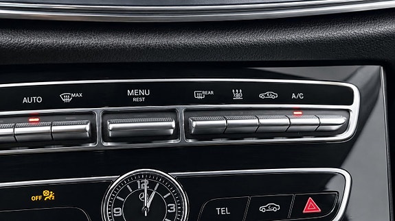 Mercedes-Benz E220 d 21 of 21