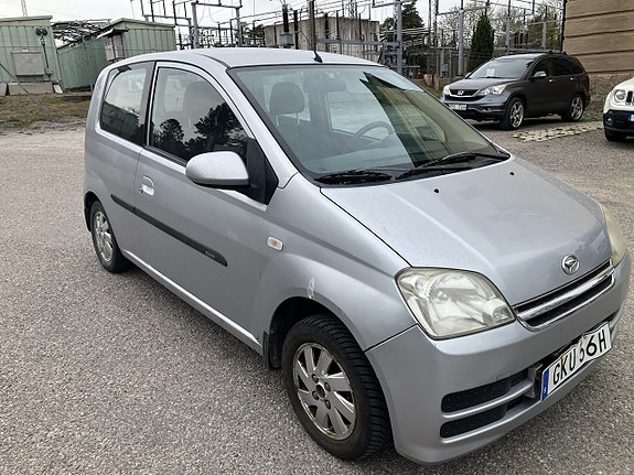 Daihatsu Mira 2 of 8