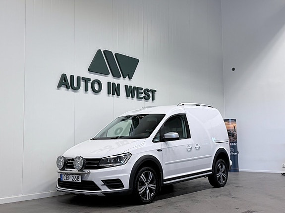 Volkswagen Caddy Alltrack 2 of 5