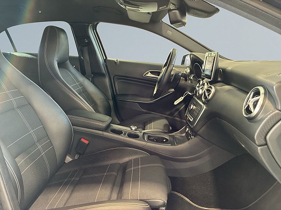 Mercedes-Benz A200 d 9 of 20