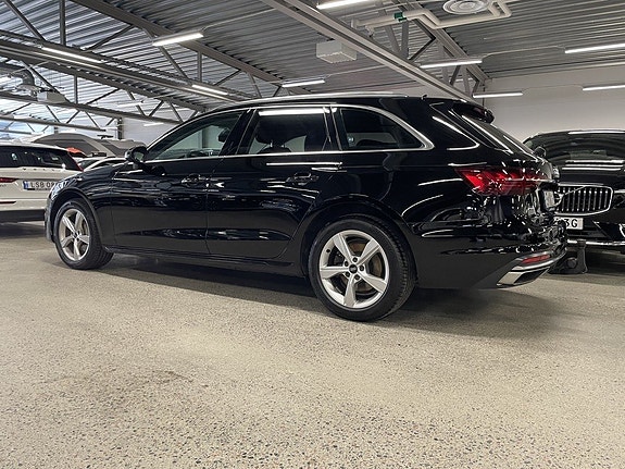 Audi A4 3 of 10