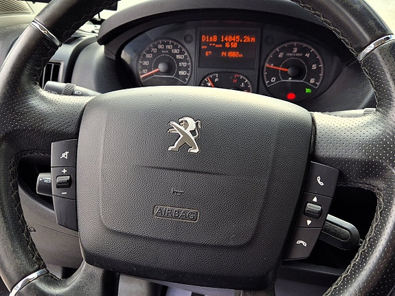 Peugeot Boxer 23 of 29