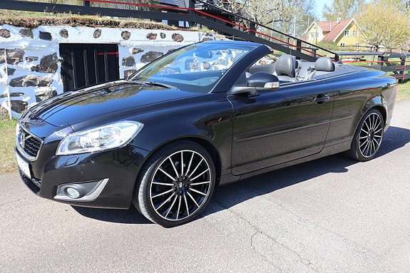 Volvo C70 10 of 17