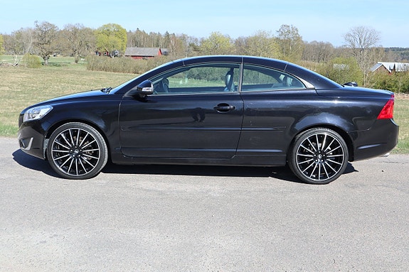 Volvo C70 4 of 5