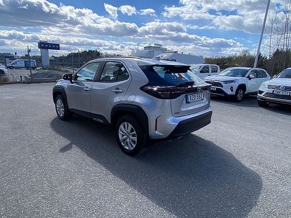 Toyota Yaris Cross 6 of 24
