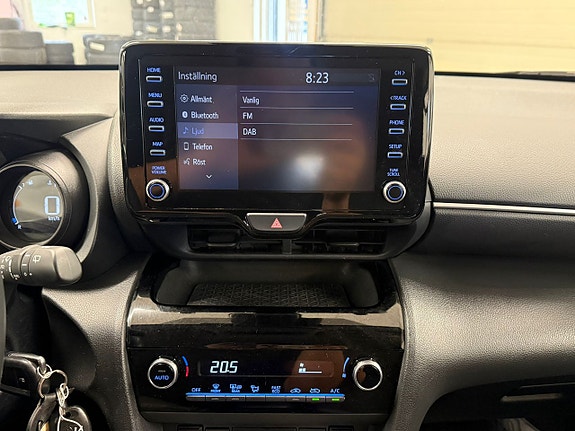 Toyota Yaris Cross 16 of 24
