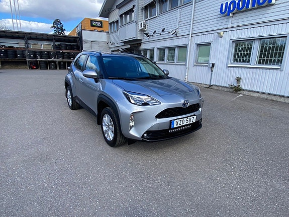 Toyota Yaris Cross 3 of 24