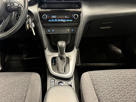 Toyota Yaris Cross 14 of 24