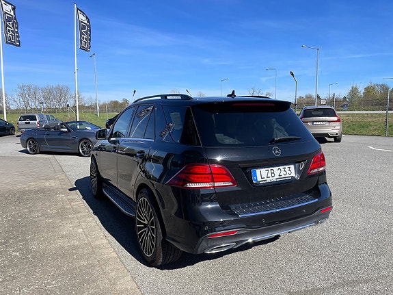 Mercedes-Benz GLE350 d 5 of 5