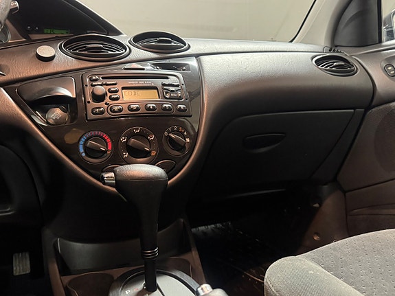Ford Focus 11 of 15