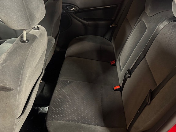 Ford Focus 15 of 15