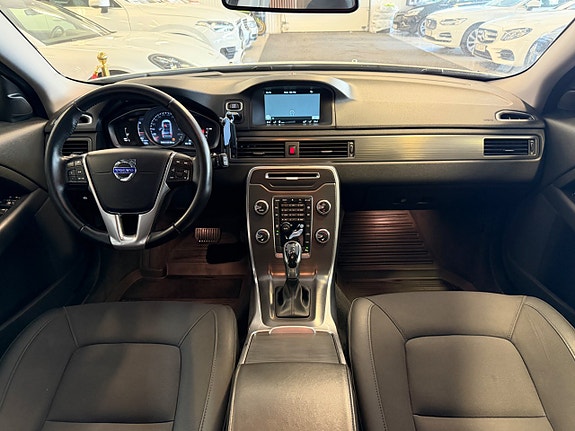 Volvo XC70 19 of 29