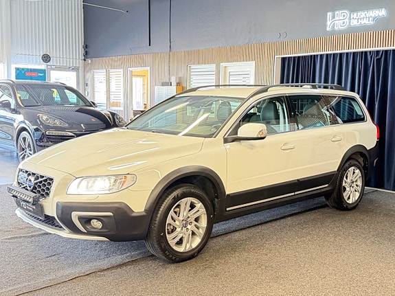 Volvo XC70 3 of 29