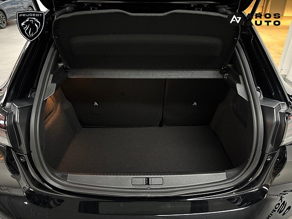 Peugeot 208 14 of 14